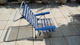 Klappbarer Strandstuhl blau weiss gestreift guter Zustand 2