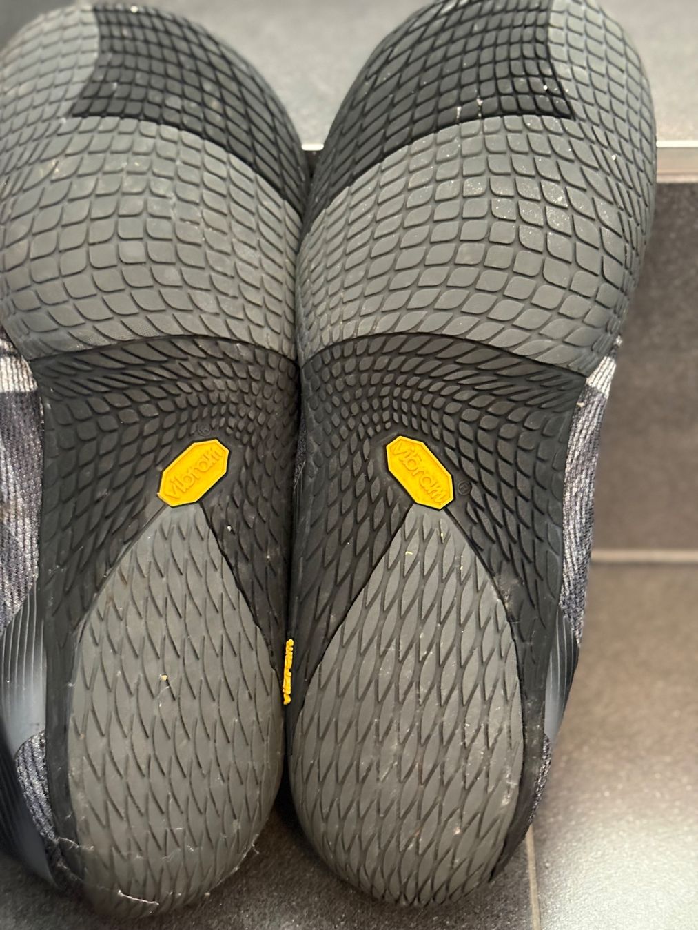 Herrenschuhe: Merrell Barfussschuh schwarz Grösse 48 – Gebraucht aus Reiden von verjaques 4