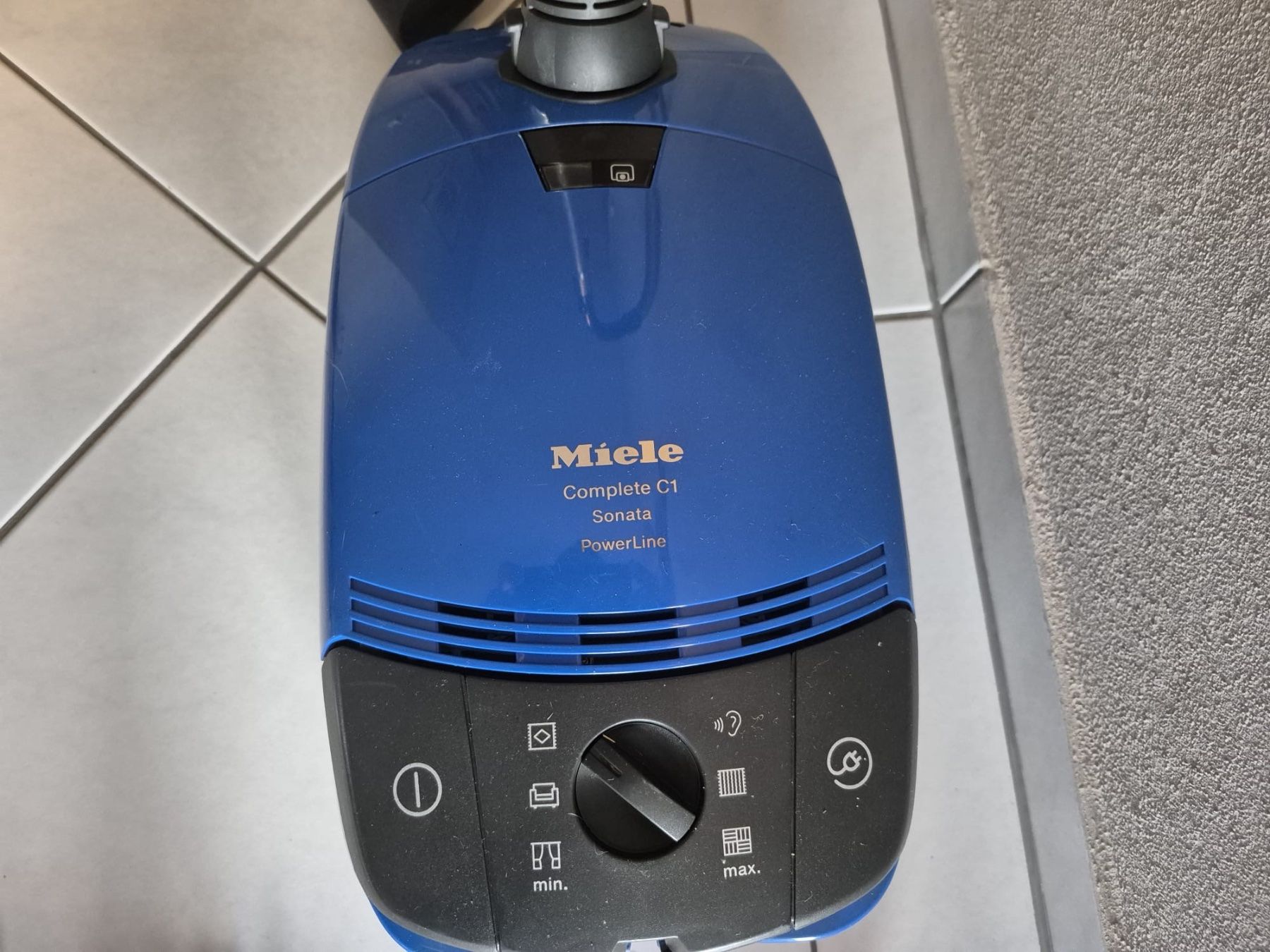 Miele Aspirapolveri & Accessori: Miele Staubsauger – Usato da Bremgarten AG venduto da valia67 1