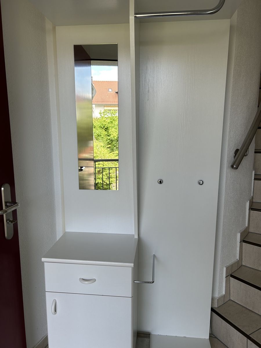 Guardaroba: Garderobe weiss – Usato da Maur venduto da Cambrino