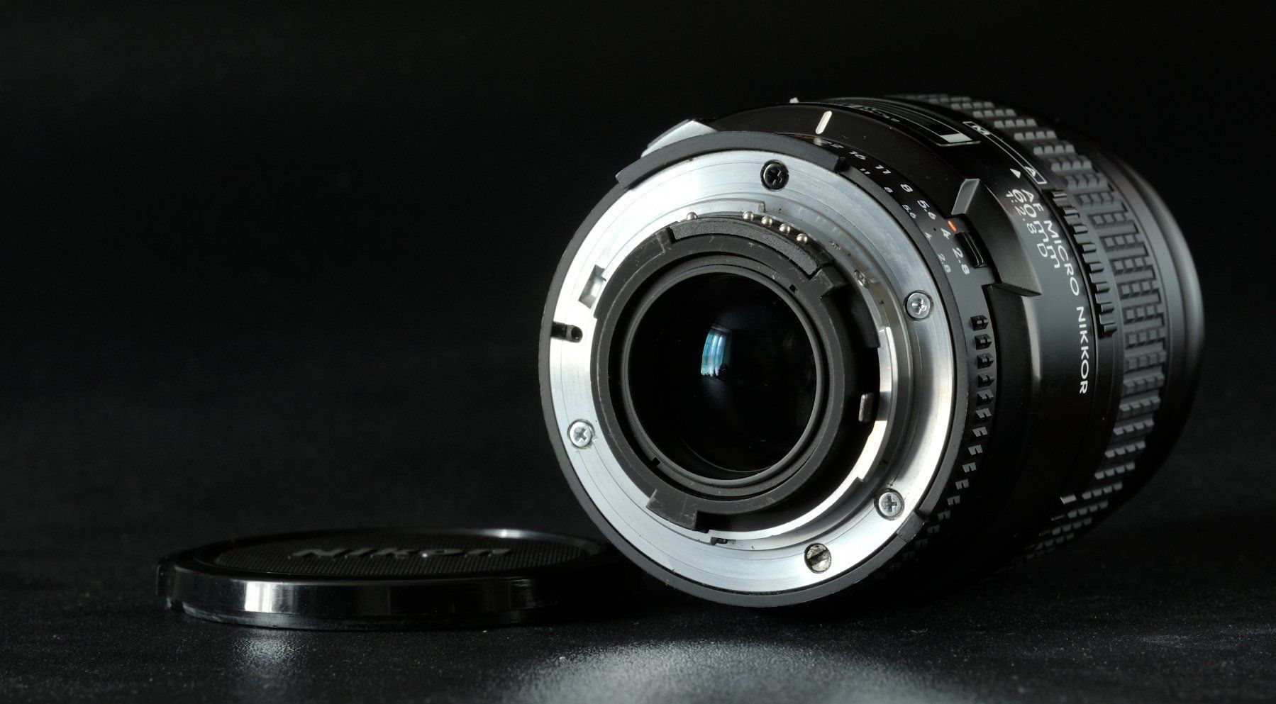 Nikkor Objectifs: Micro-Nikkor 60mm f/2.8D – D'occasion à Fleurier par im_ghl 2