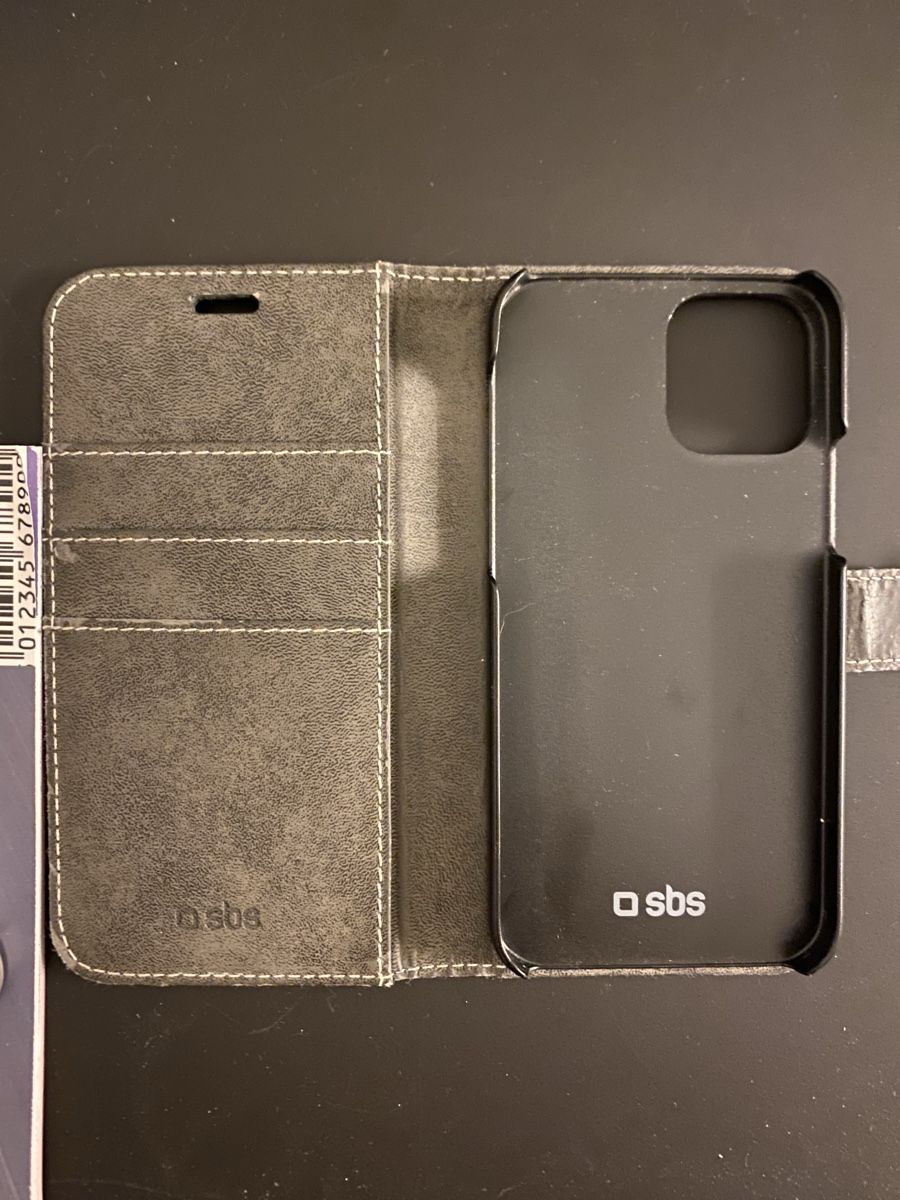 Apple Portables: iPhone 12 blanc  – D'occasion à Chéserex par noa.schwab 2