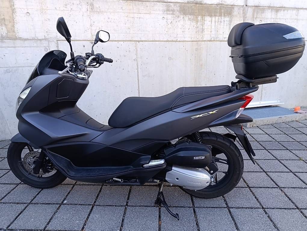 Scooter: Motor-Roller Honda PCX 125  – Usato da Forch venduto da ver_mz5k 1