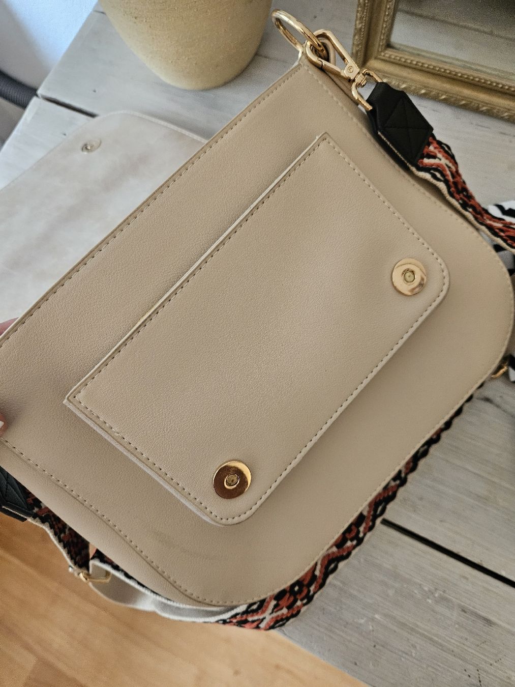 Borse da donna: Beige Expatrié Umhängetasche – Usato da Brig venduto da SarahsWardrobe 5