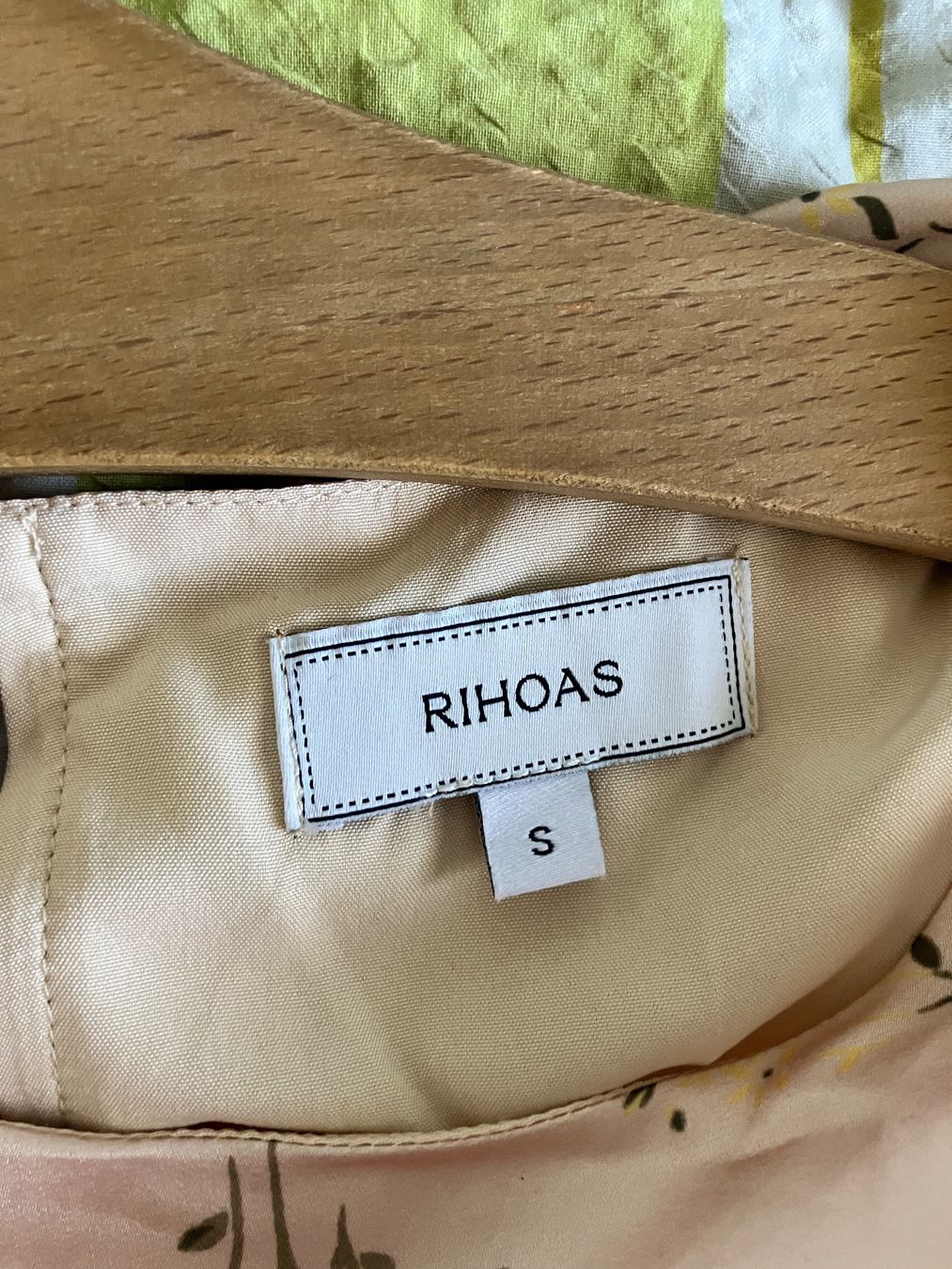Robes: Elegant und romantisch – D'occasion à Baden par sylivianne 4