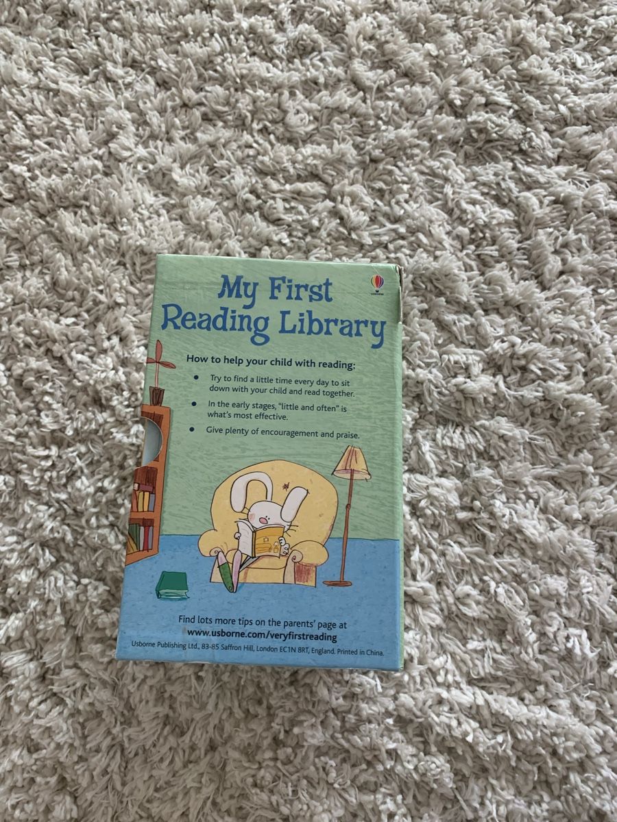 Libri: Usborne My First Reading Library 50 Bücher Set Box – Nuovo (secondo la descrizione) da Wetzikon ZH venduto da mce_jh2h 7