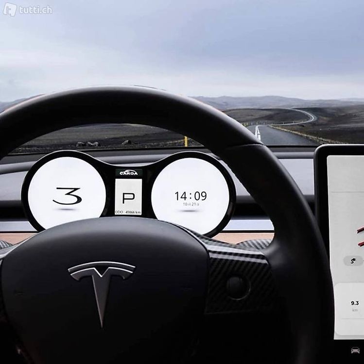 Tesla Model 3 und Model Y: LCD-Display/HUD für das Armaturenbrett