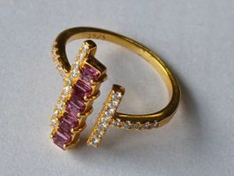Rubin Gold Ring  mit pinken Rubinen, Gr. verstellbar 50
