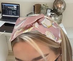 HAARBAND, ELASTISCH MIT BLUMEN  NEU