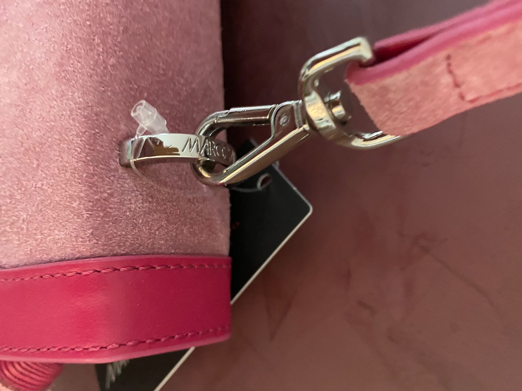 Marc Cain Borse da donna: Marc Cain Die elegante Schultertasche – Nuovo e nell'imballaggio originale da Volketswil venduto da praxis12 5