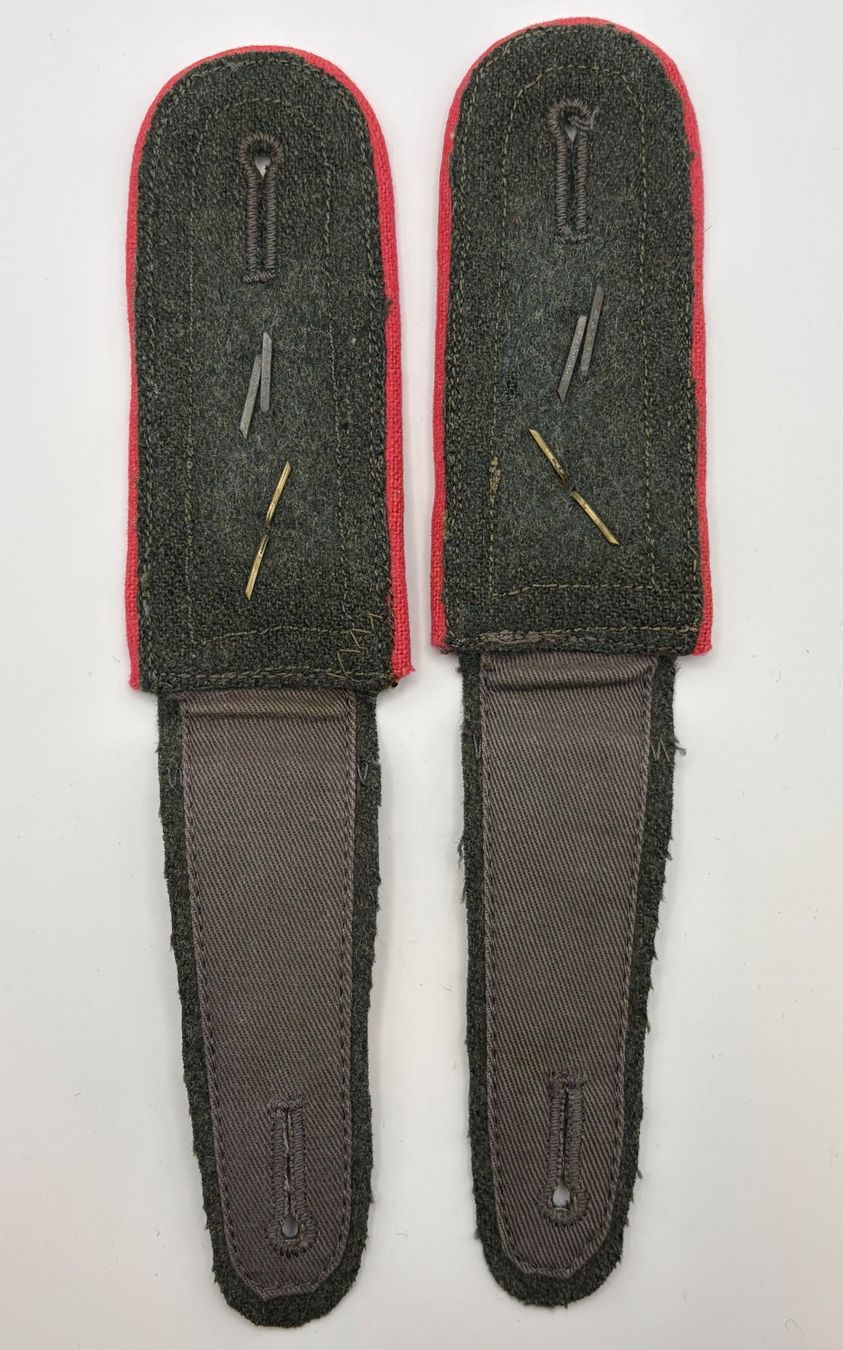 Uniformi: 1 Paar Schulterklappen Feldwebel Panzerjäger – Usato da Pregassona venduto da nara_31 1