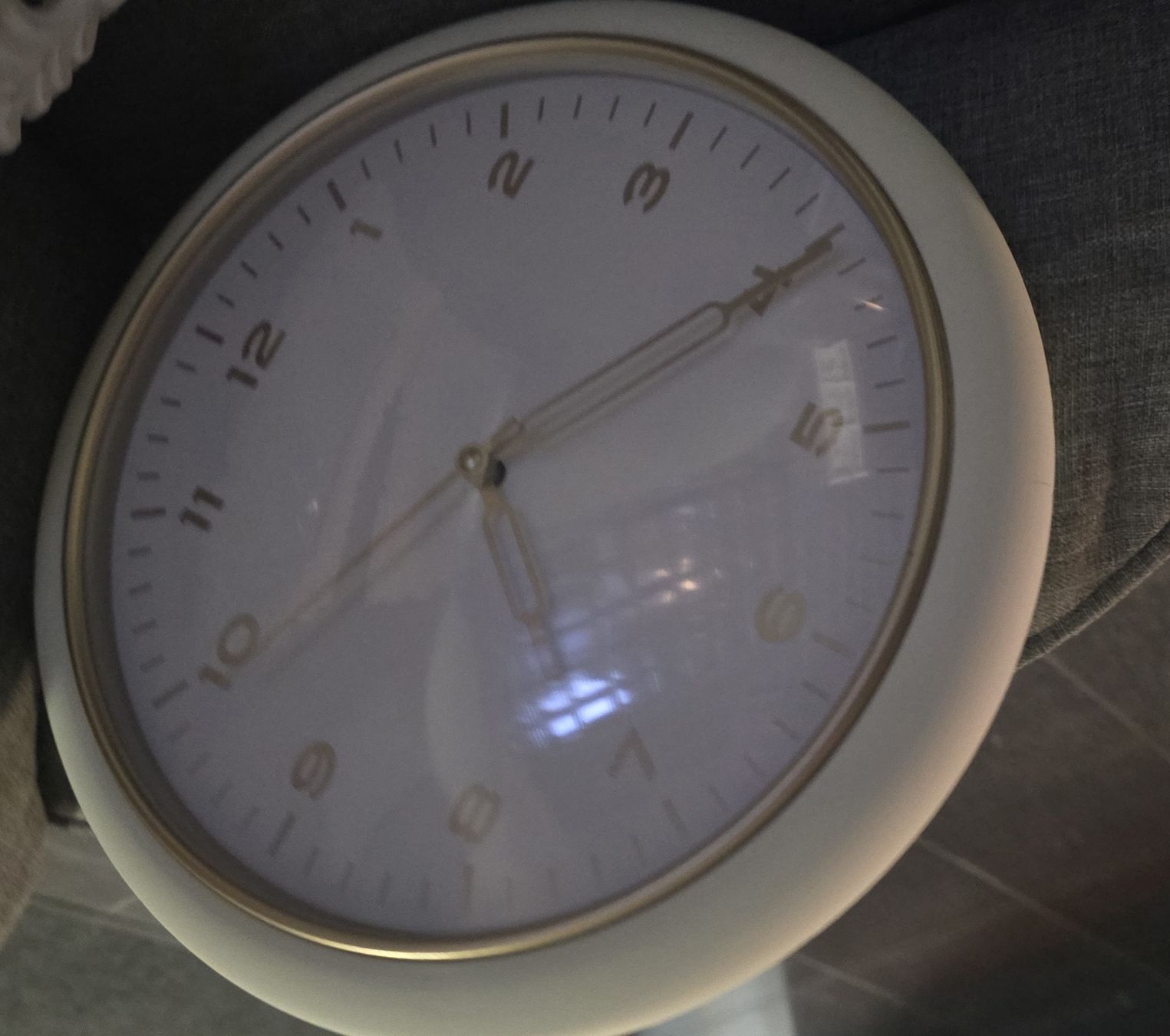 Orologi: SECOND HAND Wanduhr gold/beige rund – Usato da Seuzach venduto da Verano_2026