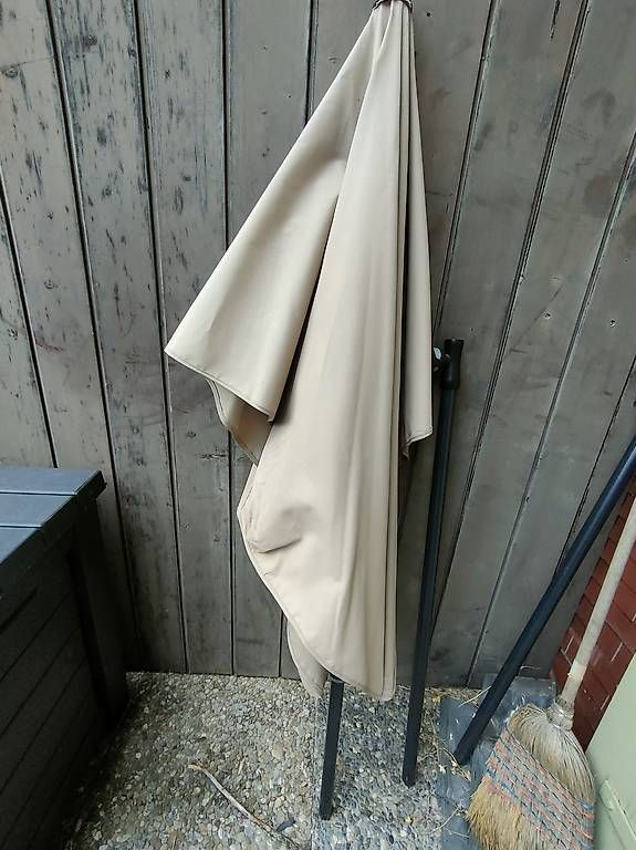 Parasols: Balkonschirm 120x180cm – D'occasion à Brienz BE par fan_13 2