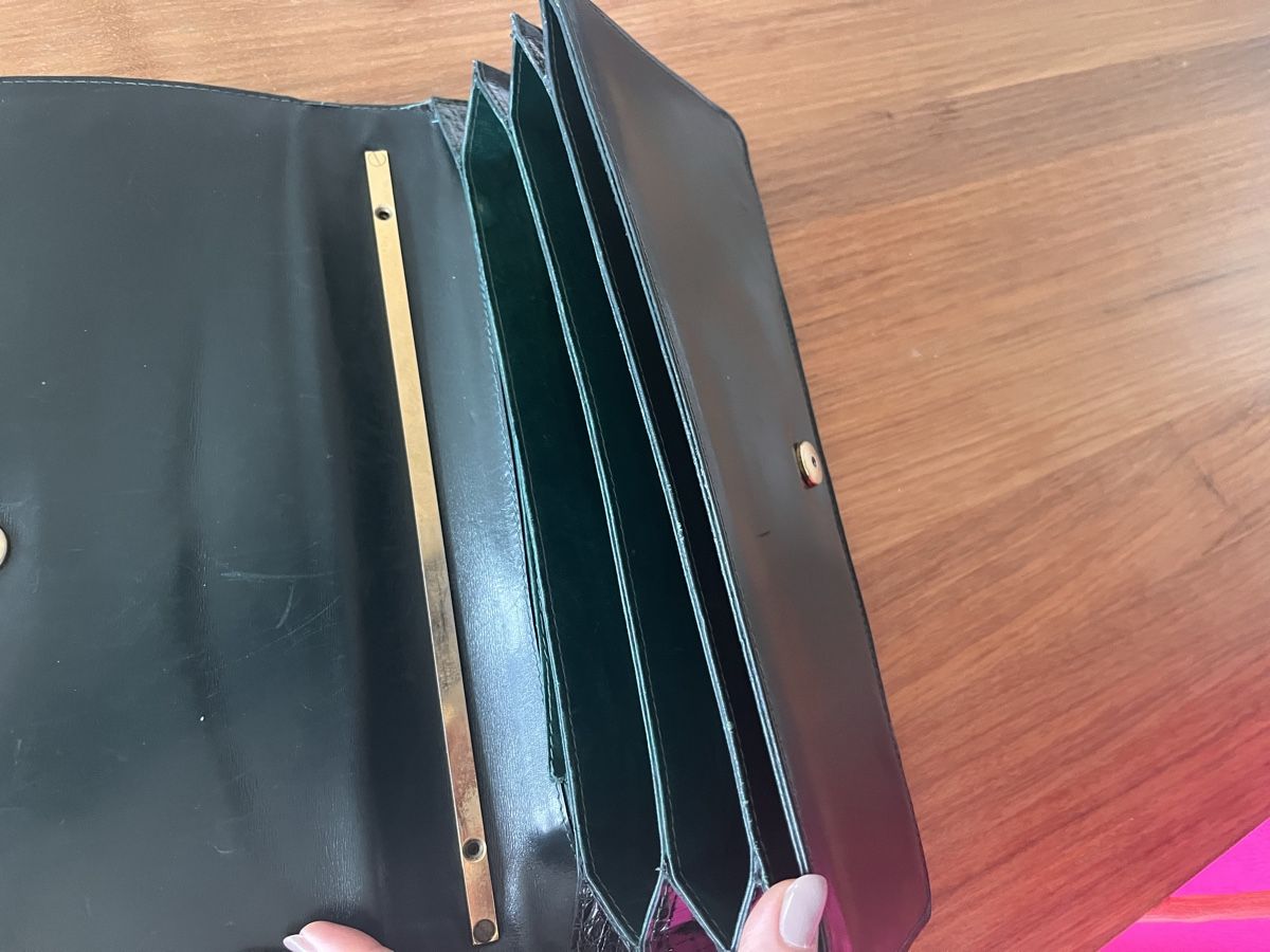 Sacs femmes: Grüne Handtasche aus echtem Kroko-Leder – D'occasion à Zug par vik_p5lx 2