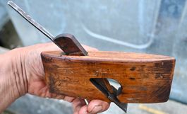 handgemachter alter Handhobel HARFF mit Verzierung Simshobel