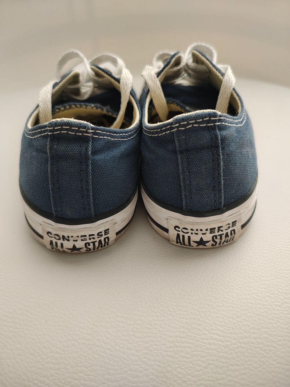 Converse Scarpe da uomo: Dunkelblaue Converse Schuhe gr 37.5 – Usato da Winterthur venduto da Husakeva 2
