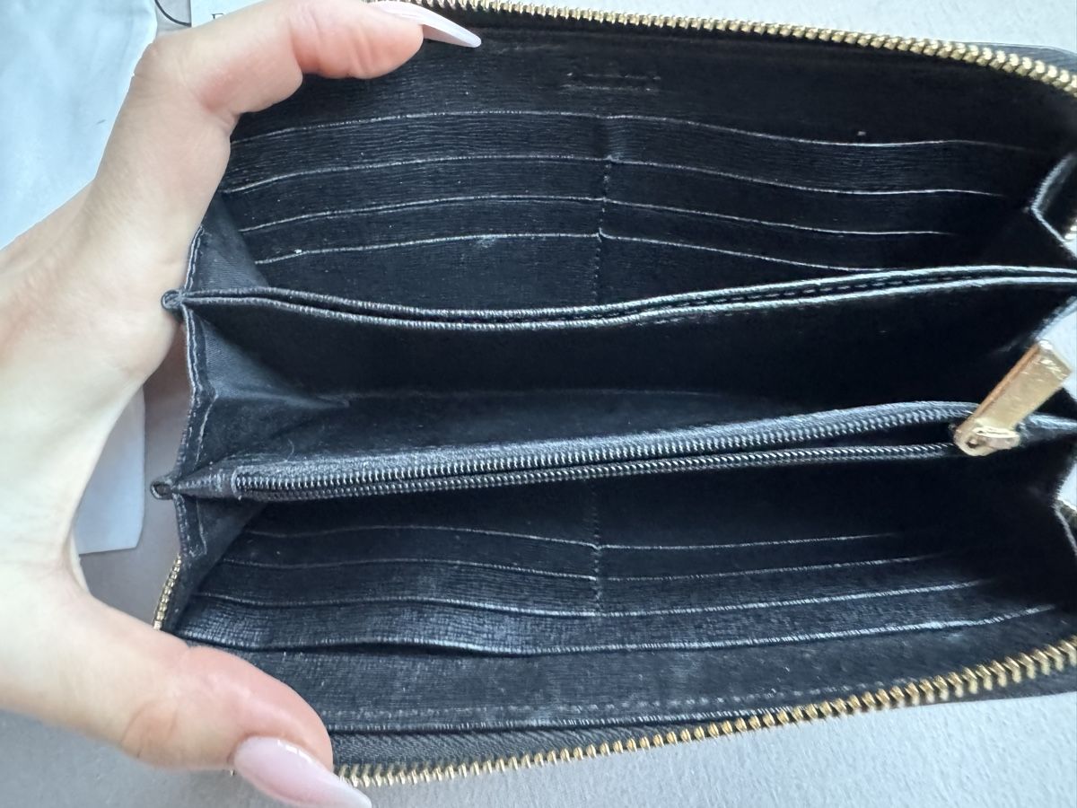 Furla Portafogli: Portefeuille Furla noir élégant – Nuovo e nell'imballaggio originale da Auvernier venduto da big_7srg 2