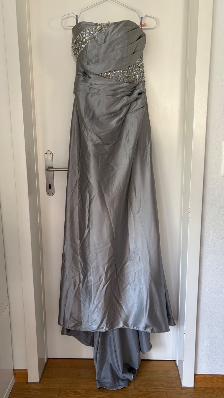 Vestiti: Abendkleid / Cocktailkleid – Nuovo (secondo la descrizione) da Luzern venduto da yves_93 1