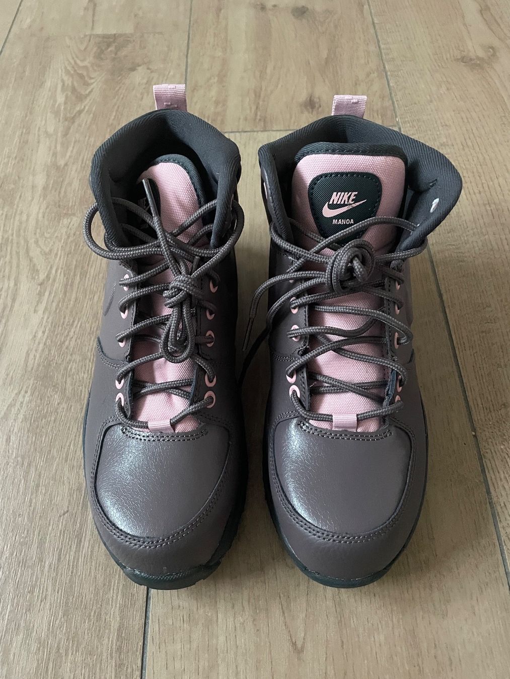Nike Scarpe per ragazze: Nike Manoa Sneaker High Gr. 37.5 NEU – Nuovo e nell'imballaggio originale da Waltenschwil venduto da hansnine 2