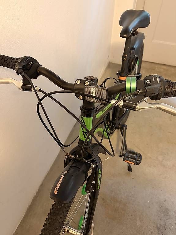 Biciclette: Velo Racer  – Usato da Bern venduto da ron_j7pz 1