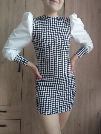 Houndstooth Mini Dress with Puffy Sleeves - Size S 👗