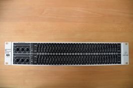 Behringer Equalizer