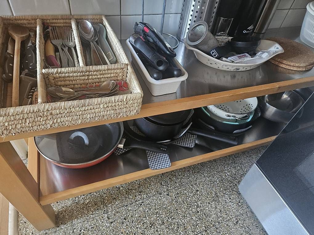 Allestimento di negozi e stand fieristici: Comptoir / Plan de travail / Îlot cuisine – Usato da Genève venduto da ben_s7jc 1