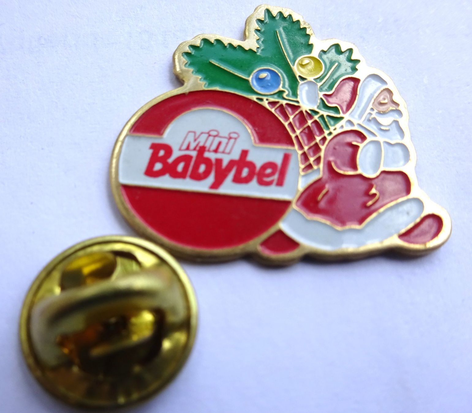 Plaketten & Abzeichen: 2 Pin MINI BABYBEL Weichkäse – Gebraucht aus Utzenstorf von BUtter81