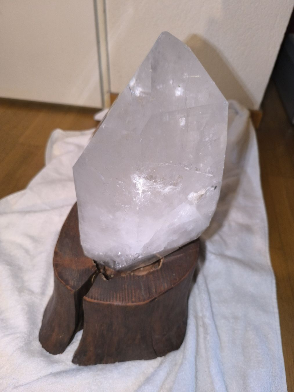 Minerali & Pietre curative: Bergkristall – Usato da Winterthur venduto da Tinot 1
