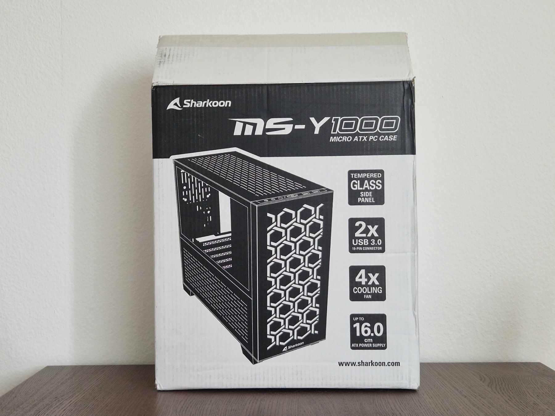 Sharkoon Custodie: PC Gehäuse Sharkoon MS-Y1000 – Nuovo (secondo la descrizione) da Wädenswil venduto da greengenesis