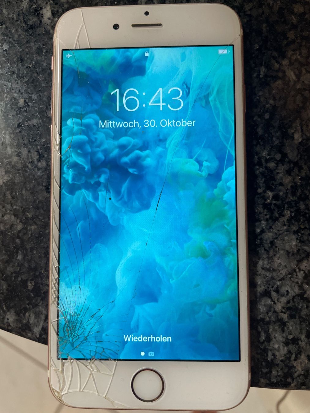 Apple Handys / Smartphones: iPhone 6s Rosegold – Gebraucht aus Zürich von Sagres_999