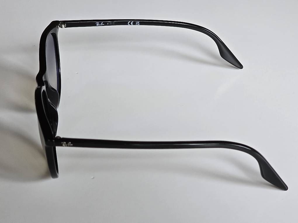 Lunettes & Verres: Lunettes de soleil Ray-Ban – D'occasion à Penthalaz par Cortis 4