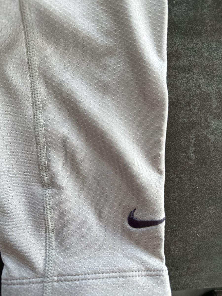 Nike Leggings: Leggings Nike Dri-FIT gris/violet, taille S – Usato da Blonay venduto da Simba1094 1