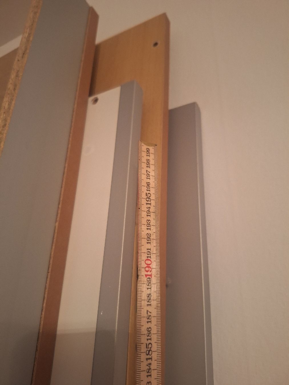 Pareti & Soffitti: Möbelplatten – Usato da Strengelbach venduto da Ist-van 3
