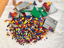 ca. 9.8 Kg inkl. box, Lego Bausteine Konvolut mit Platten