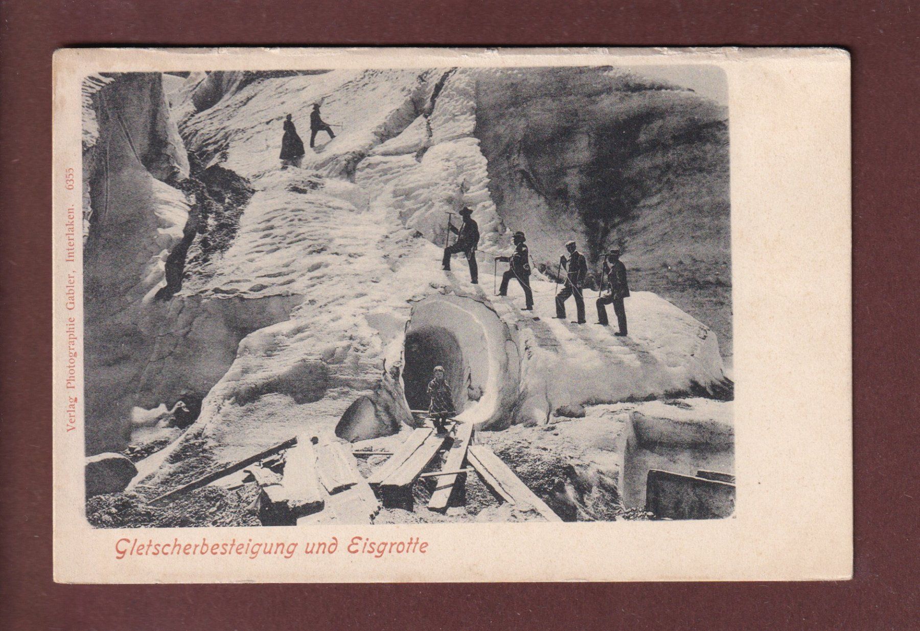 Cartoline postali: GLETSCHERBESTEIGUNG - Eisgrotte – Usato da Pully venduto da nicecards