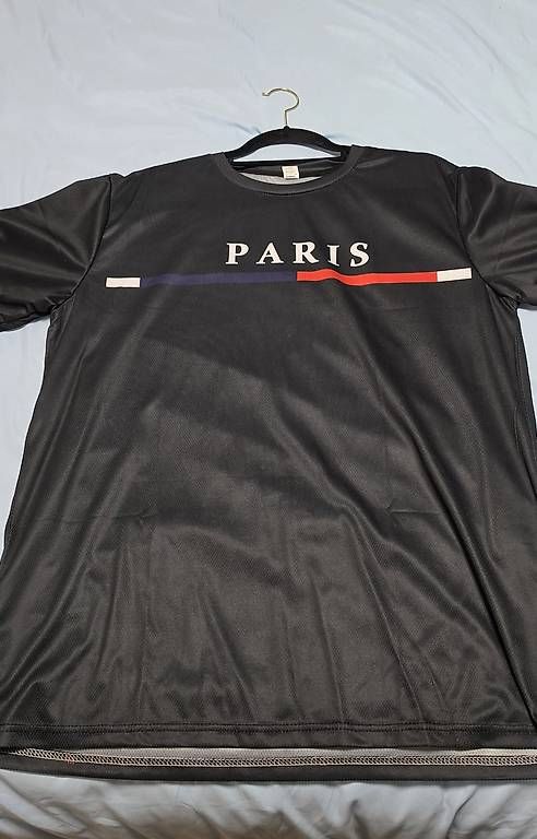 T-Shirts: T shirt – Neu und originalverpackt aus Laupen ZH von Patrick24 3