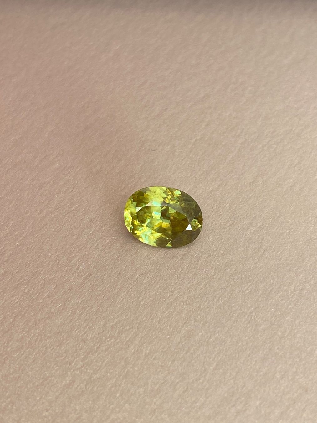 Pietre preziose: Titanit Sphene 1.85ct – Nuovo e nell'imballaggio originale da Sarnen venduto da catnini