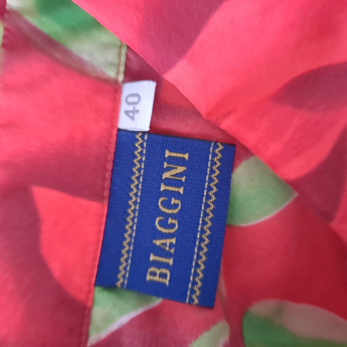 Blusen: Seidenbluse Gr. 40, Seide 100% – Gebraucht aus Liestal von Mas-Y-Mas 2