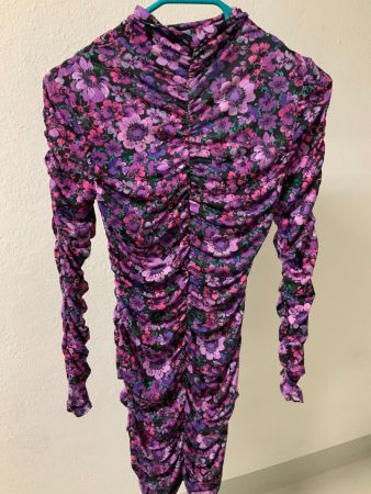 Damen Kleid Bershka floral Grösse M Neu