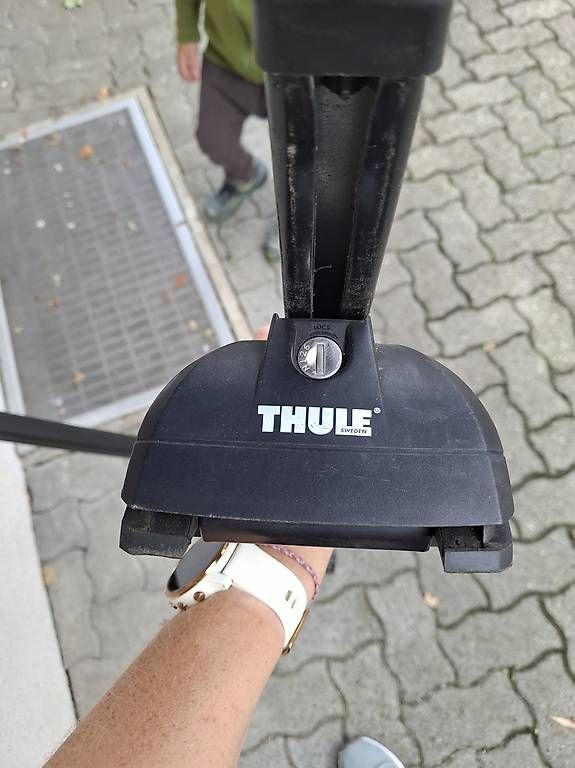 Thule Barres de toit: Thule Dachträger – D'occasion à Hagenbuch ZH par ginger89 3