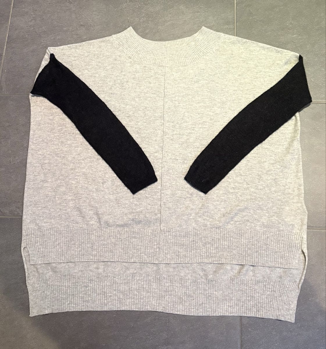 Maglioni & Felpe: Sehr origineller Strickpullover BW/Wolle/Kaschmir – Usato da Tagelswangen venduto da lykainion 4