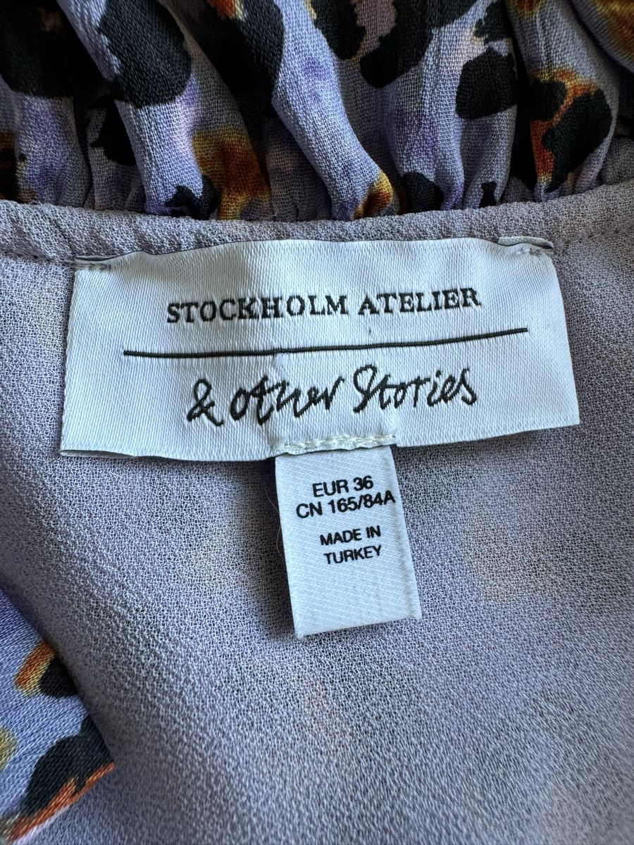 Other Stories Kleider: Robe &Other Stories, lilas imprimée léopard, taille 36. – Neu (gemäss Beschreibung) aus Morges von sandy069 3