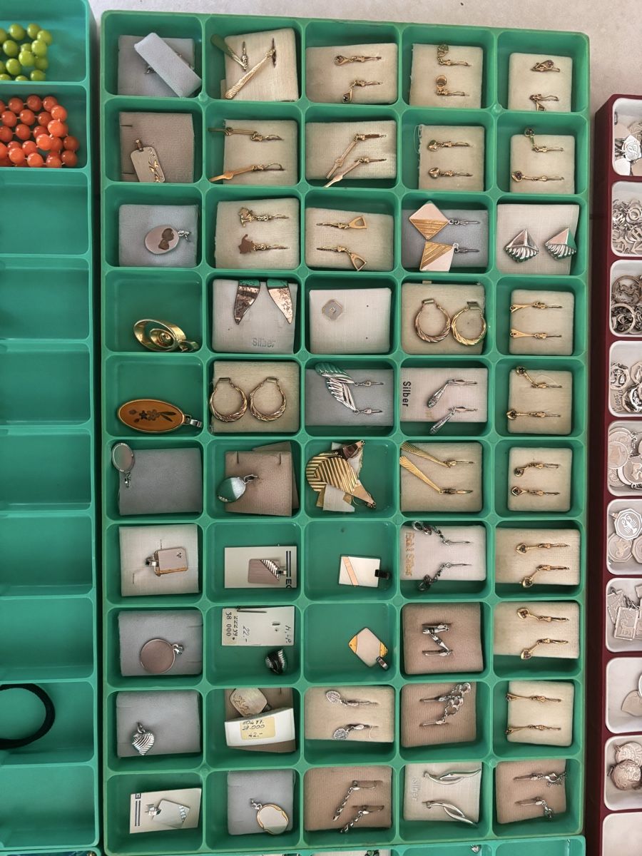 Autres bijoux: Lot Schmuck, Taschenuhren – Neuf (Voir description) à Rüti b. Büren par CenicAG 4