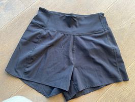 Short de sport taille S