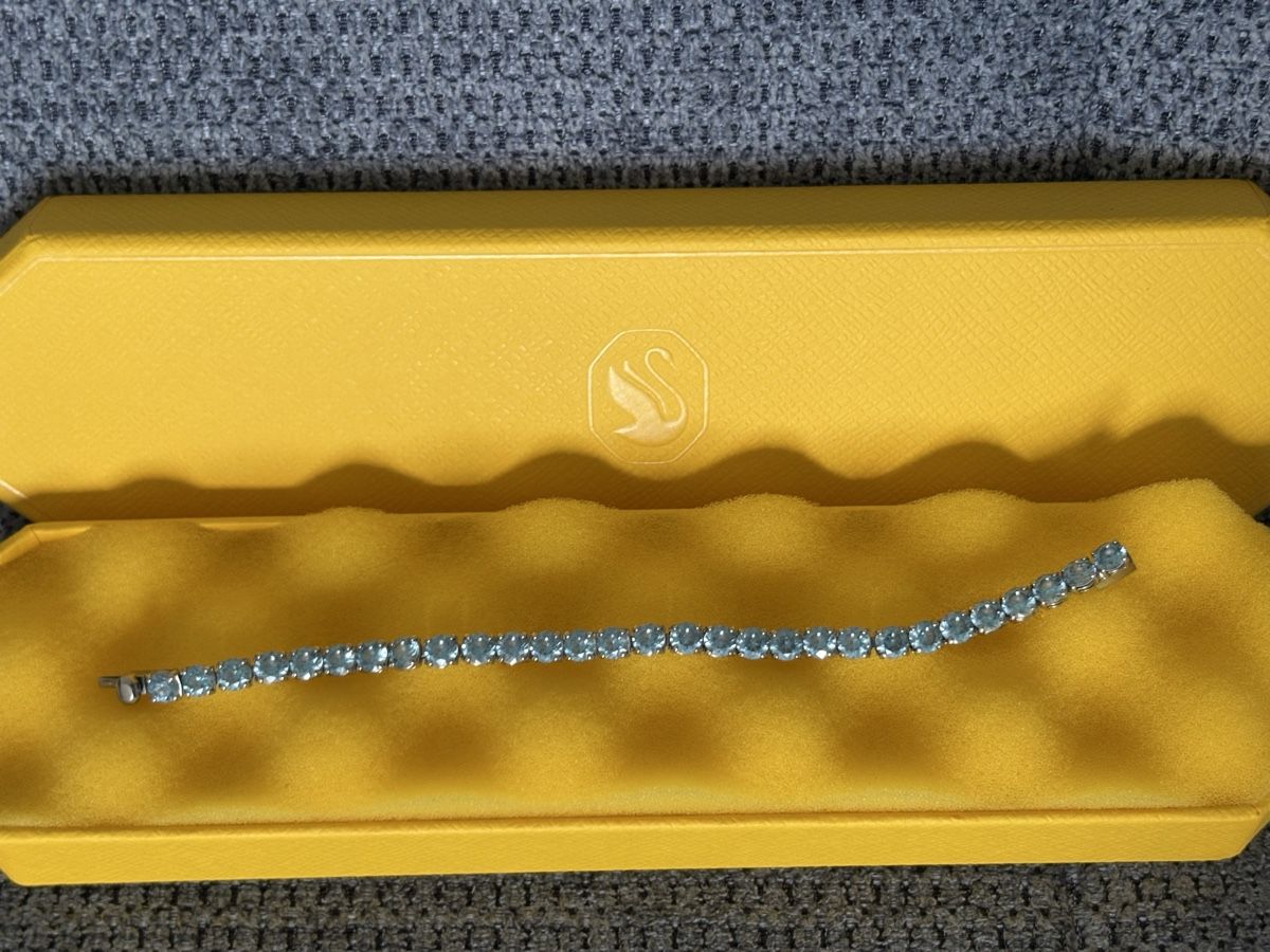 Swarovski Bracciali & Braccialetti: Swarovski bracelet bleu – Usato da Peseux venduto da Huna12