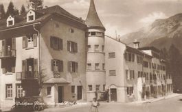 Flims GR Waldhaus Post und Hotel Segnes belebt