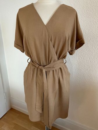 Sarah John Damen Kleid, 45% Leinen, Gr. M, Hellbraun, NEU