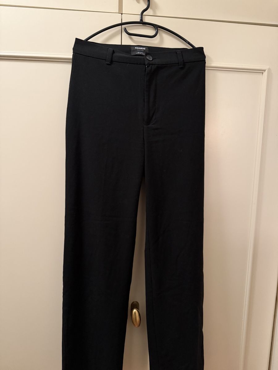 Pull&Bear Pantaloni: Pantalon Pull&Bear noir, taille 38 – Usato da Lausanne venduto da Pascal9999