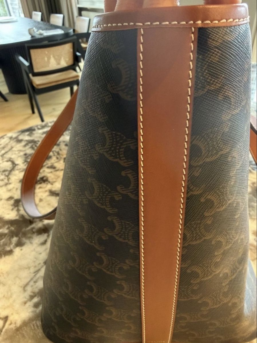 Celine Sacs: Celine Hunde Tasche  – Neuf (Voir description) à Zürich par kitsune 7